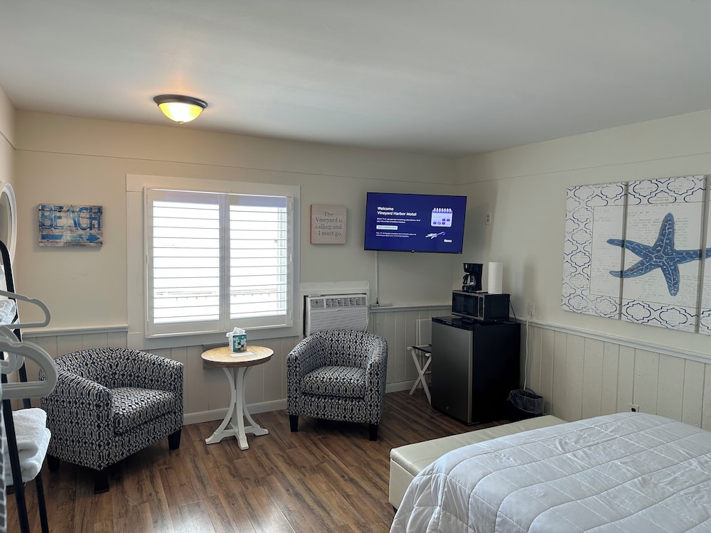 Vineyard Harbor Motel Private Beach - photo 213