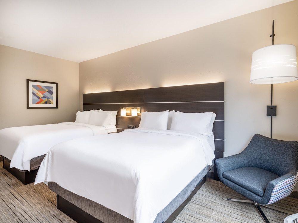 Holiday Inn Express Hotel & Suites Beaumont Nw By Ihg - photo 7