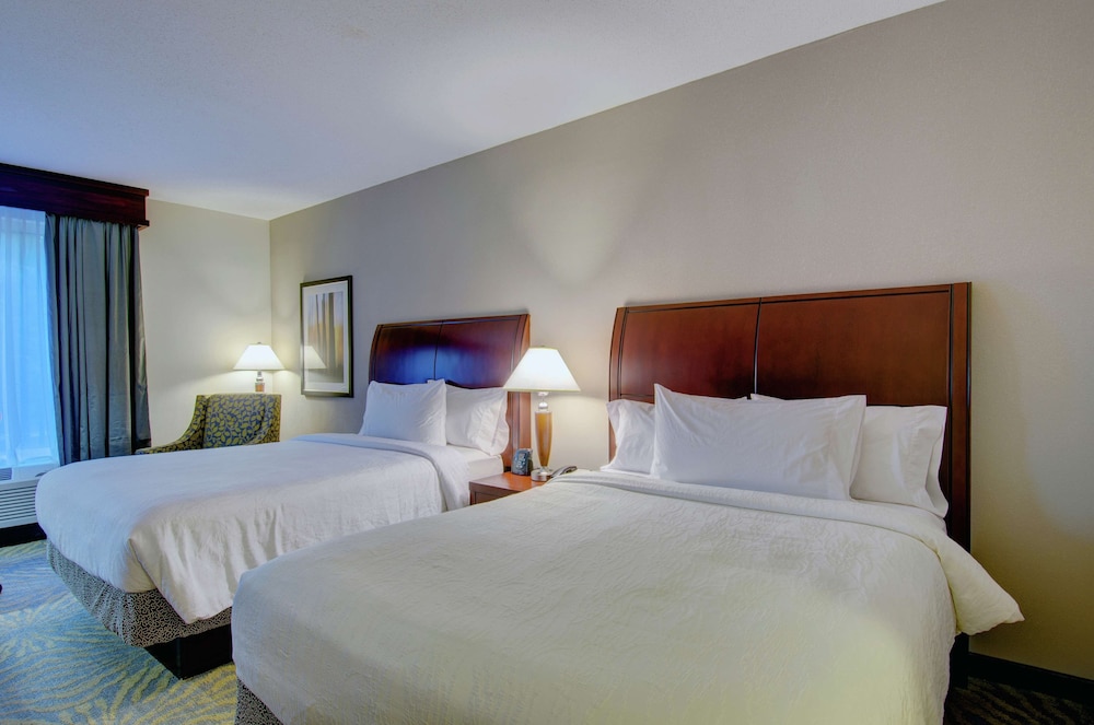 Hilton Garden Inn Norwalk - photo 26