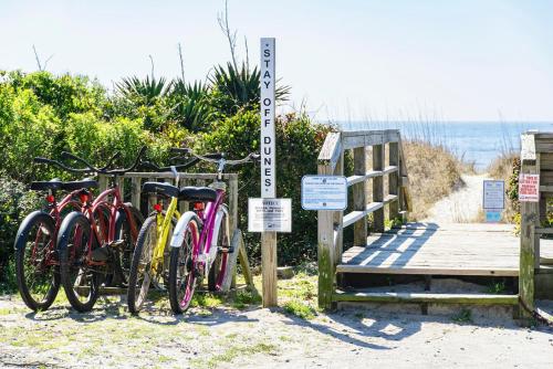 1 4 Us by Oak Island Accommodations - photo 49