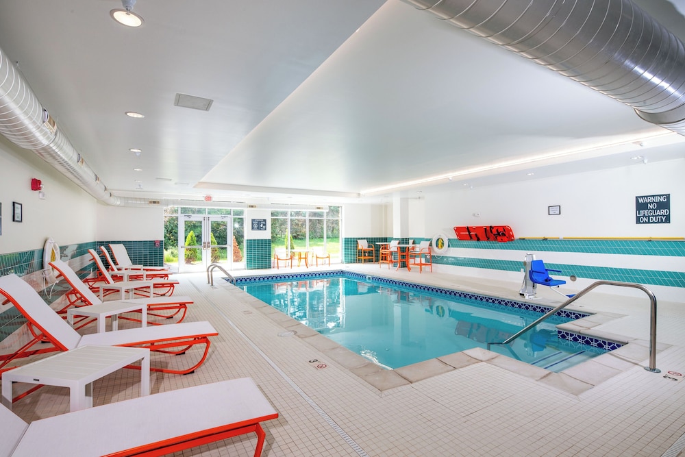 Holiday Inn & Suites Detroit Troy by IHG - photo 28