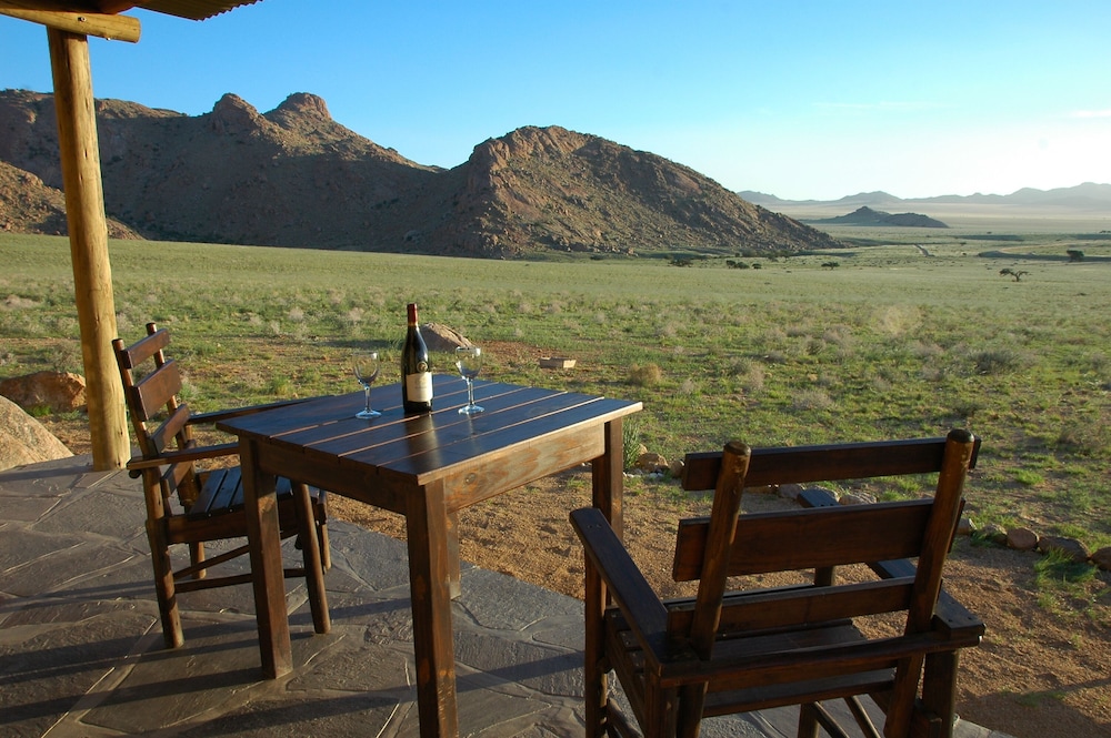 Klein Aus Vista Eagle s Nest chalets — Luderitz — photo 5