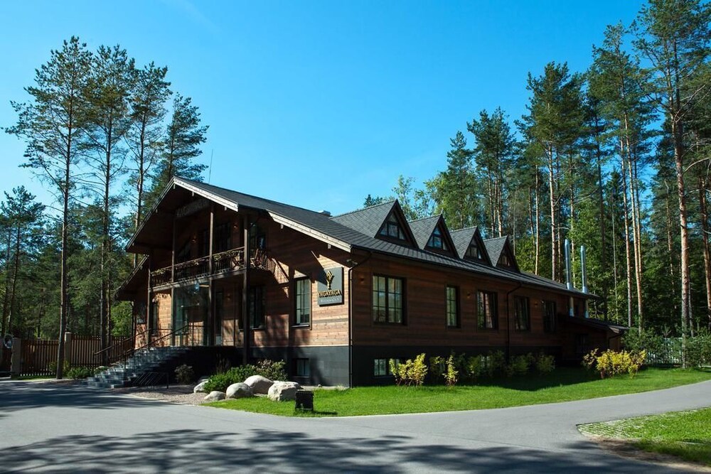 Yagayaga Wellness Club Mini Hotel — hotel in Roshchino