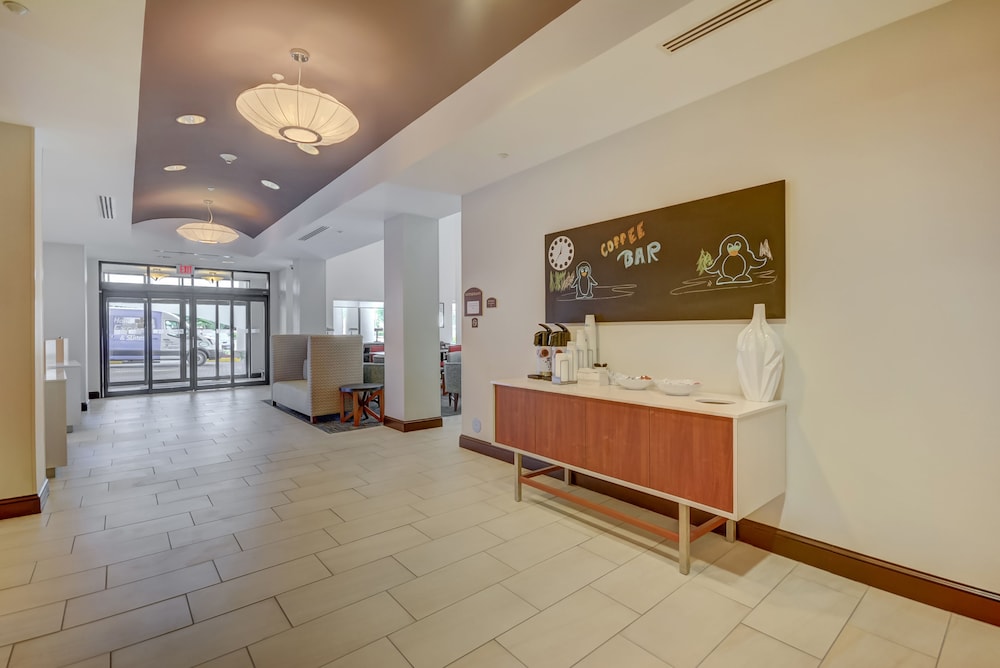 Holiday Inn Express & Suites Tampa USF Busch Gardens by IHG - photo 52