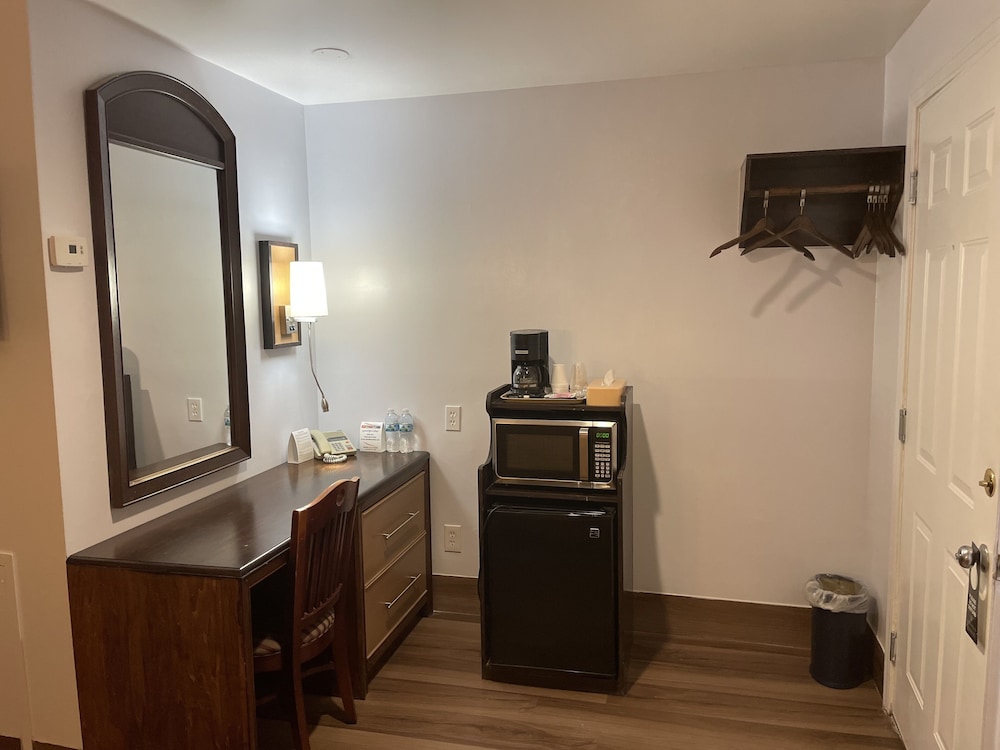 Scottish Inns North Tonawanda - photo 8