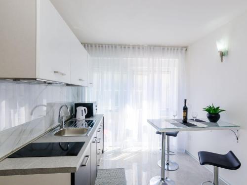 Apartment Lea Studio Apartment