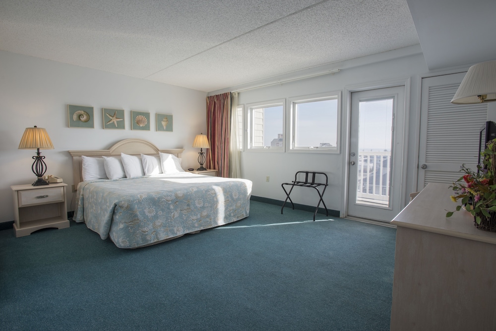 Biscayne Suites - photo 16