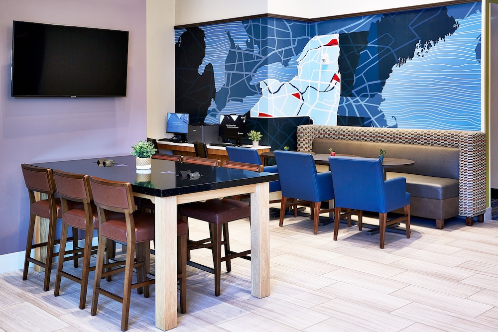 Holiday Inn Express NYC Brooklyn Sunset Park by IHG - photo 31