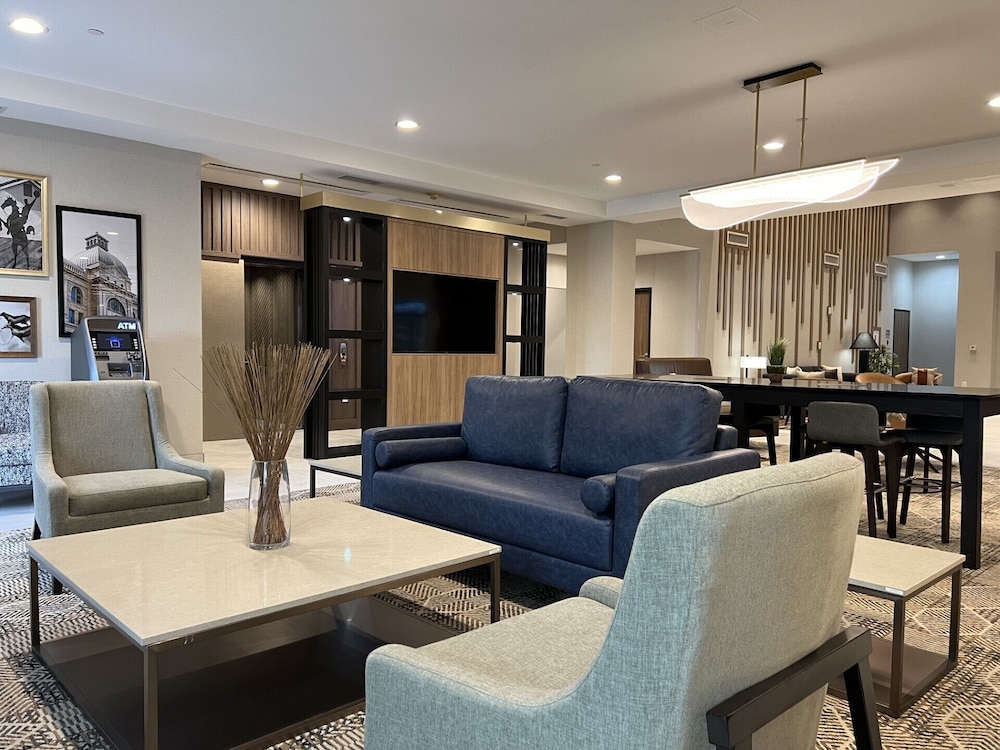 DoubleTree by Hilton Fort Worth Fossil Creek - photo 8