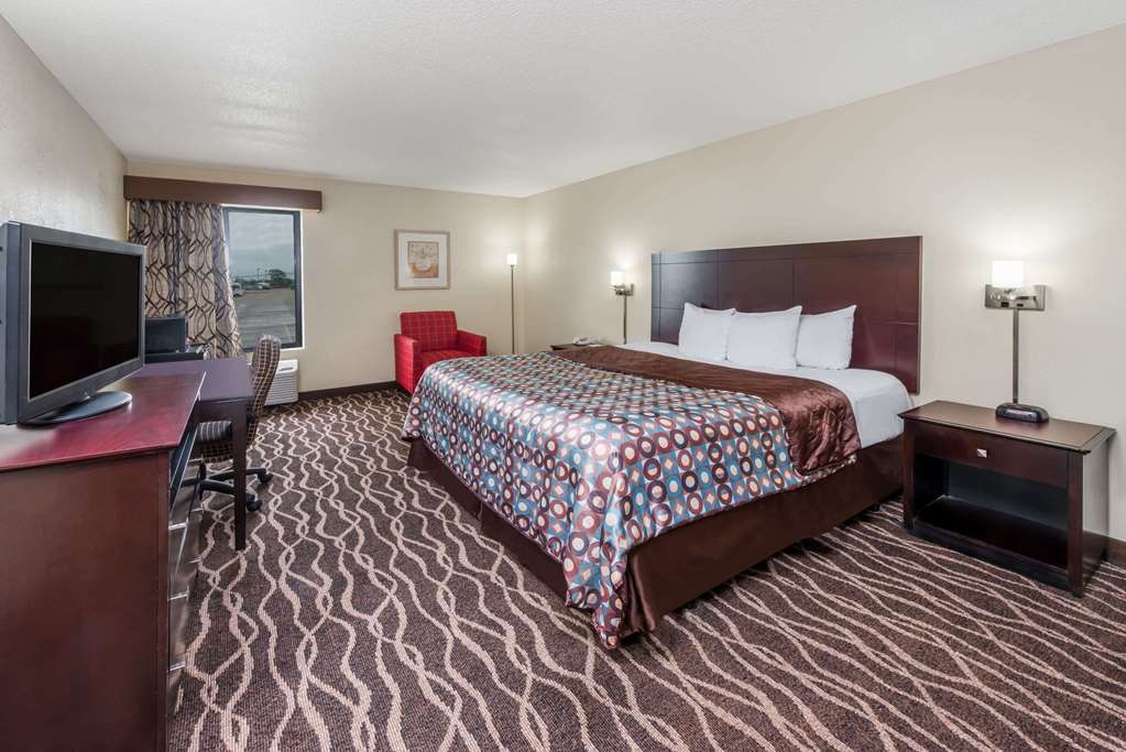 Days Inn & Suites by Wyndham Casey - photo 10