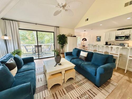 Golf Beach Penthouse Condo — 4-Star Luxury Hotel in Sunset Beach, United States