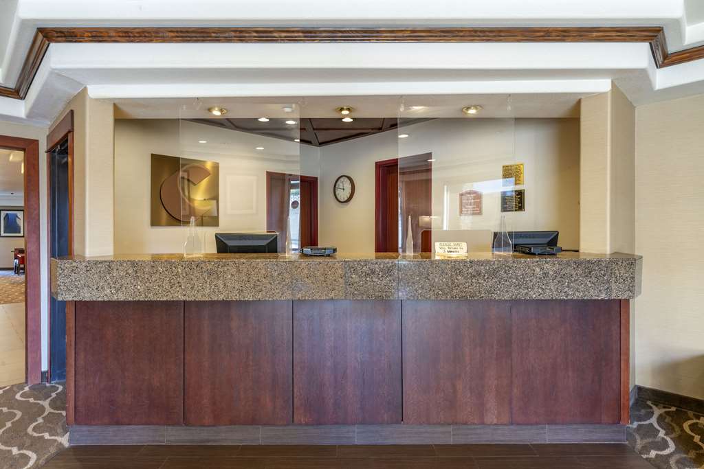 Comfort Inn & Suites Lincoln City - photo 6