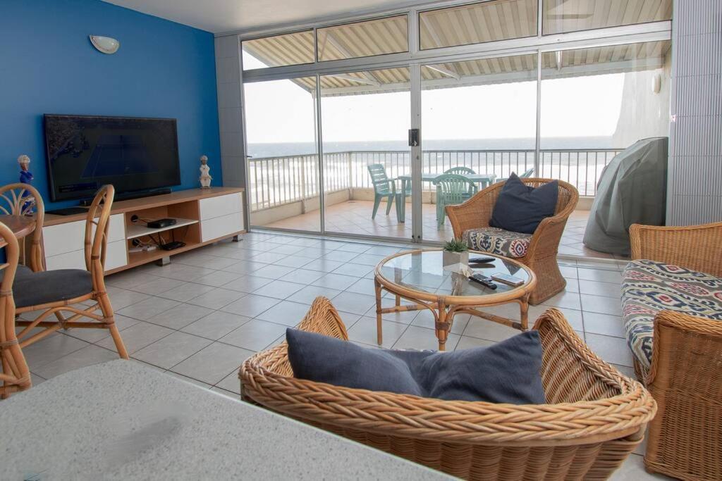 17 Bronze Bay Umhlanga Rocks Beachfront Ocean Views — 4-Star Luxury Hotel in Durban, South Africa