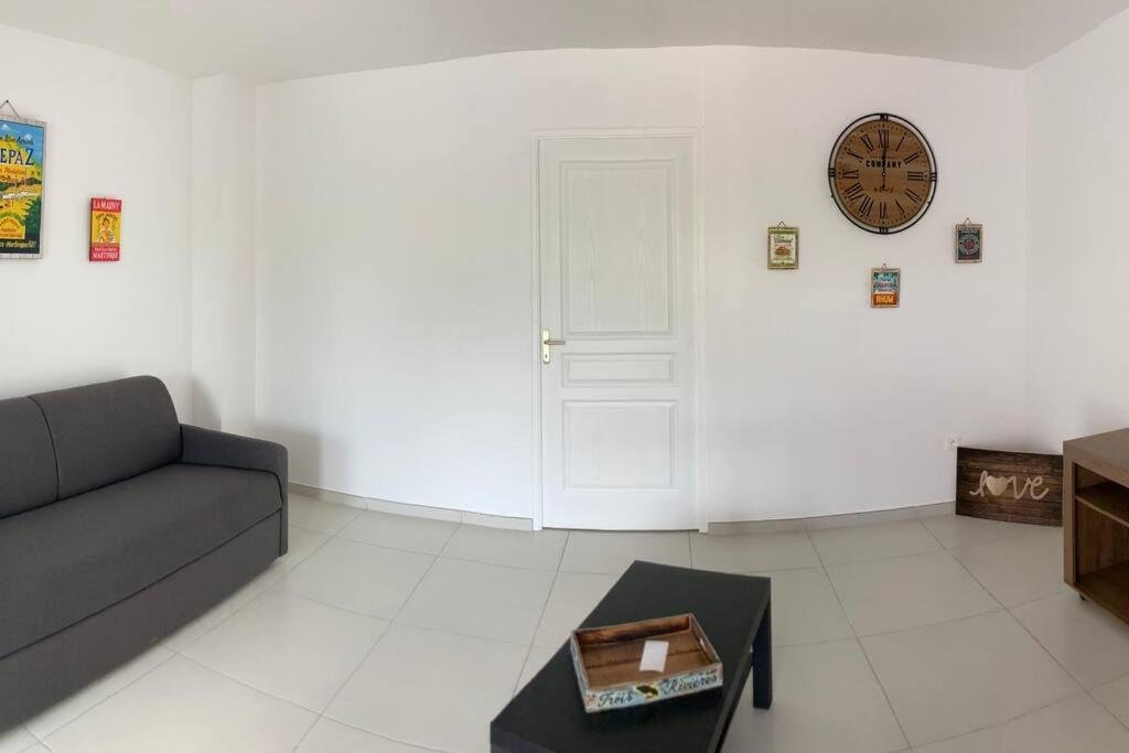 Kaz’antillaise Appt Avec Piscine Ti Maeva 3 4P. Le Lamentin — Le Lamentin — photo 5