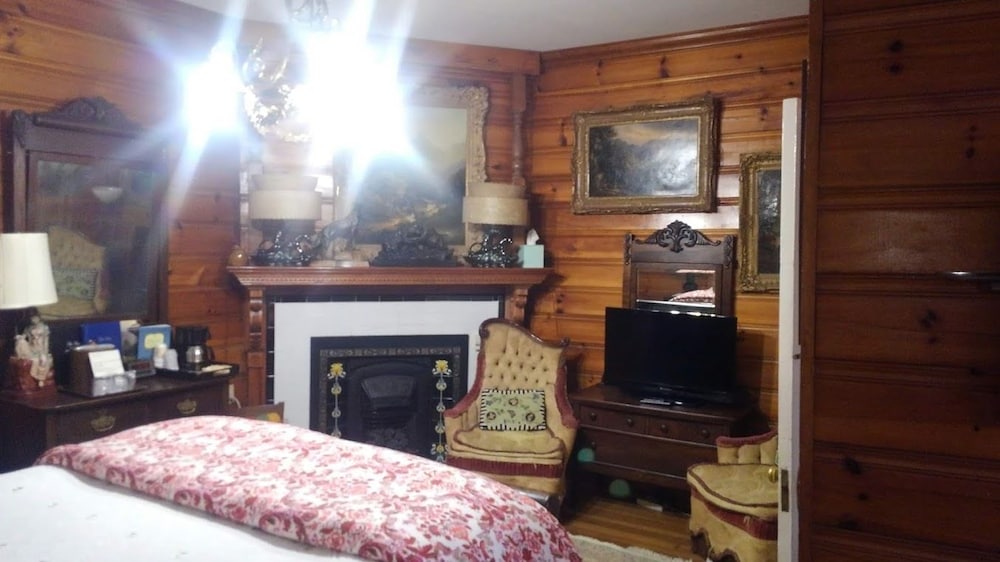 The Inn at Brevard - photo 12