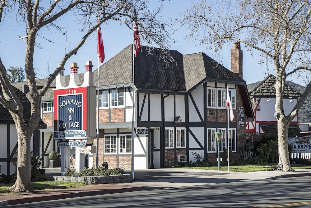 Solvang Inn and Cottages - photo 39