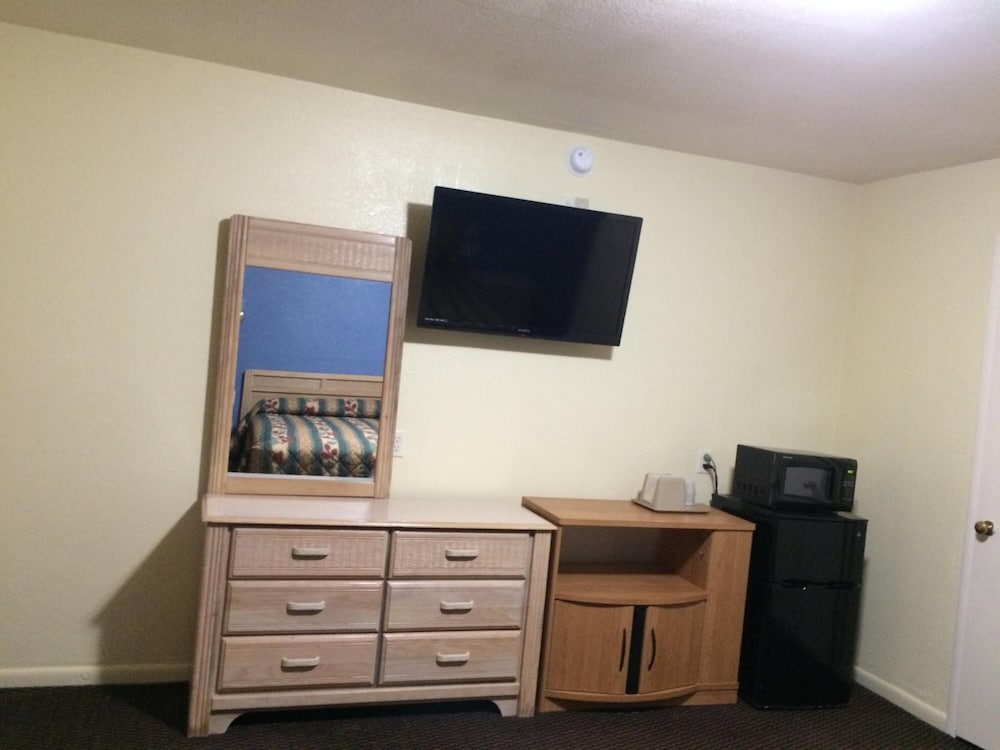 Blarney Inn - photo 21