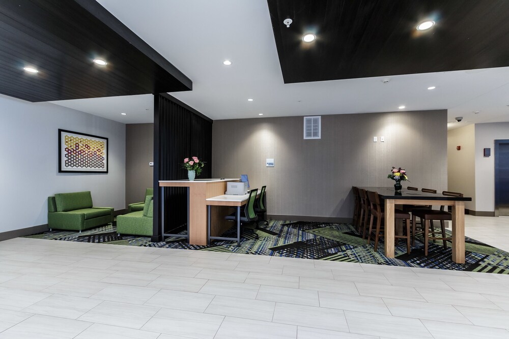 Holiday Inn Express & Suites South Bend Casino by IHG - photo 22