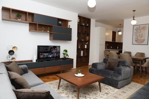 Margo Apartment City Centre Free Parking 3Bedrooms in Pristina, Kosovo