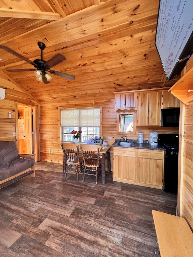 Pine Haven - photo 10
