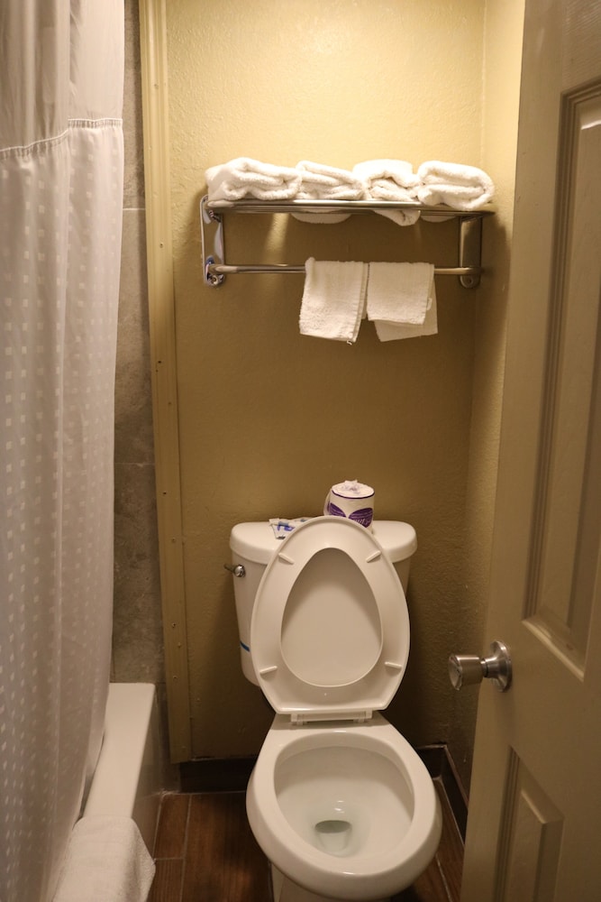 Battlefield Inn Springfield - photo 35