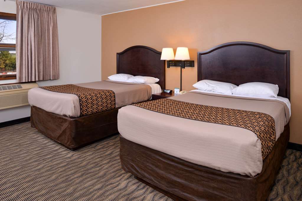 Americas Best Value Inn & Suites Atlantic - photo 21
