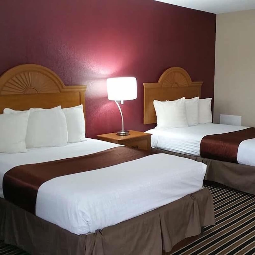 Westbridge Inn and Suites - photo 19