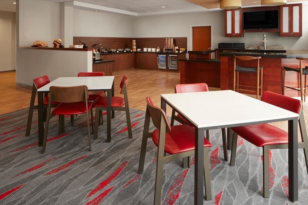 Fairfield Inn & Suites by Marriott Columbus OSU - photo 36
