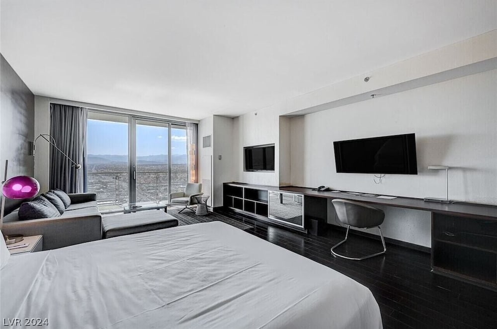 Palms Place Condo Hotel & Casino - photo 25