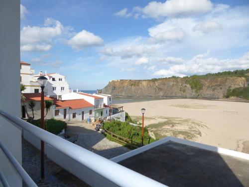 Ponta Branca Beach House — 4-Star Luxury Hotel in Aljezur, Portugal