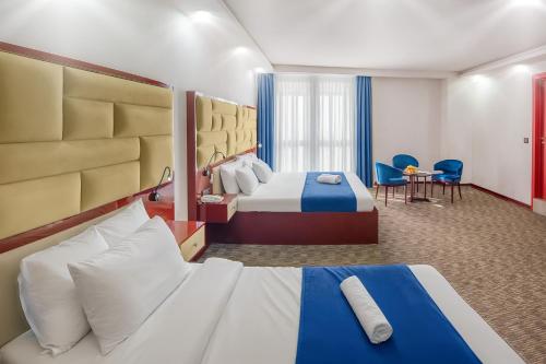 Denis hotel