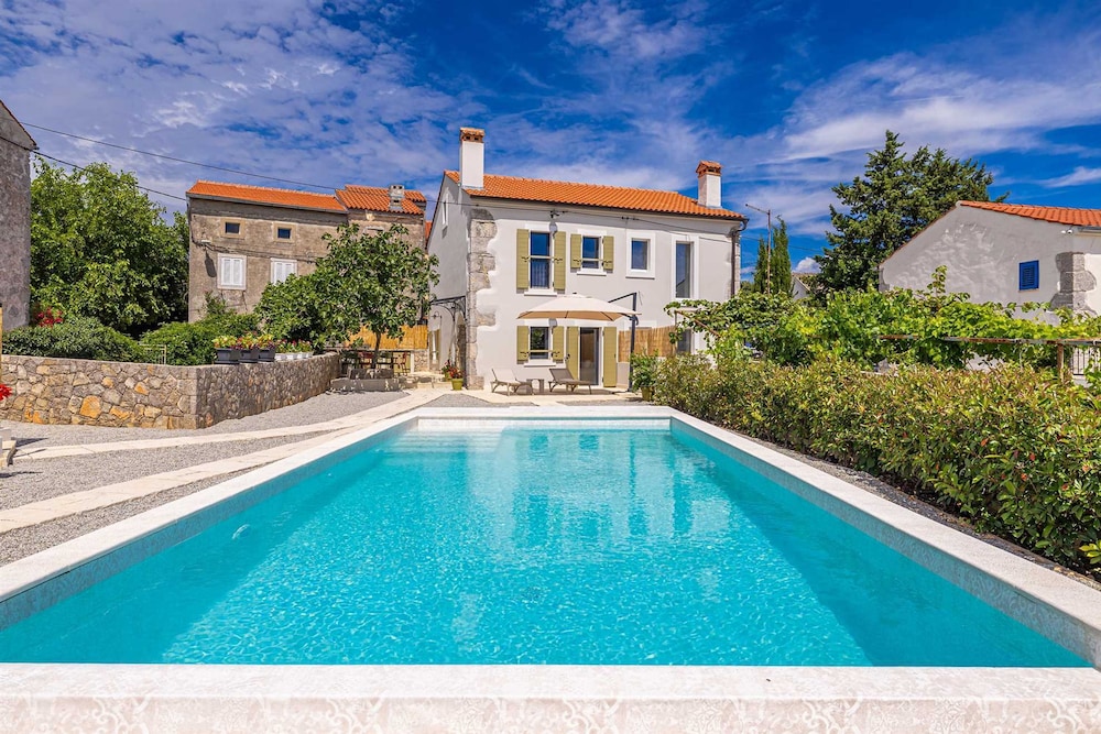 Holiday house Rural home Frane — 4-Star Luxury Hotel in Krk, Croatia