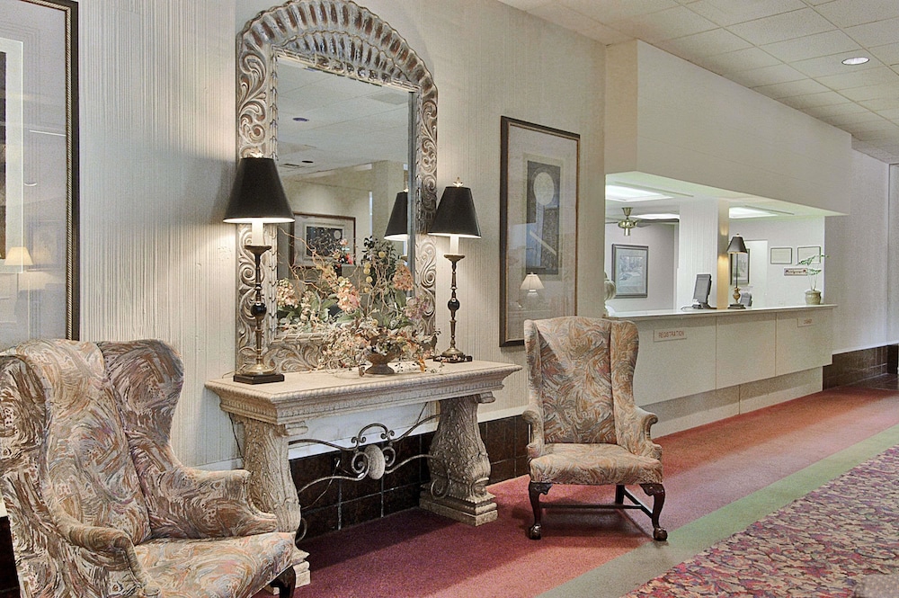 Ramada Hotel & Conf Center by Wyndham Augusta Downtown - photo 24
