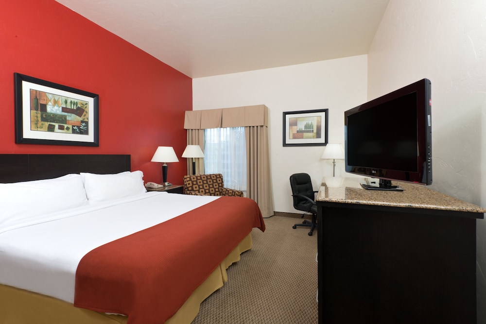 Holiday Inn Express & Suites Casa Grande an IHG Hotel - photo 5