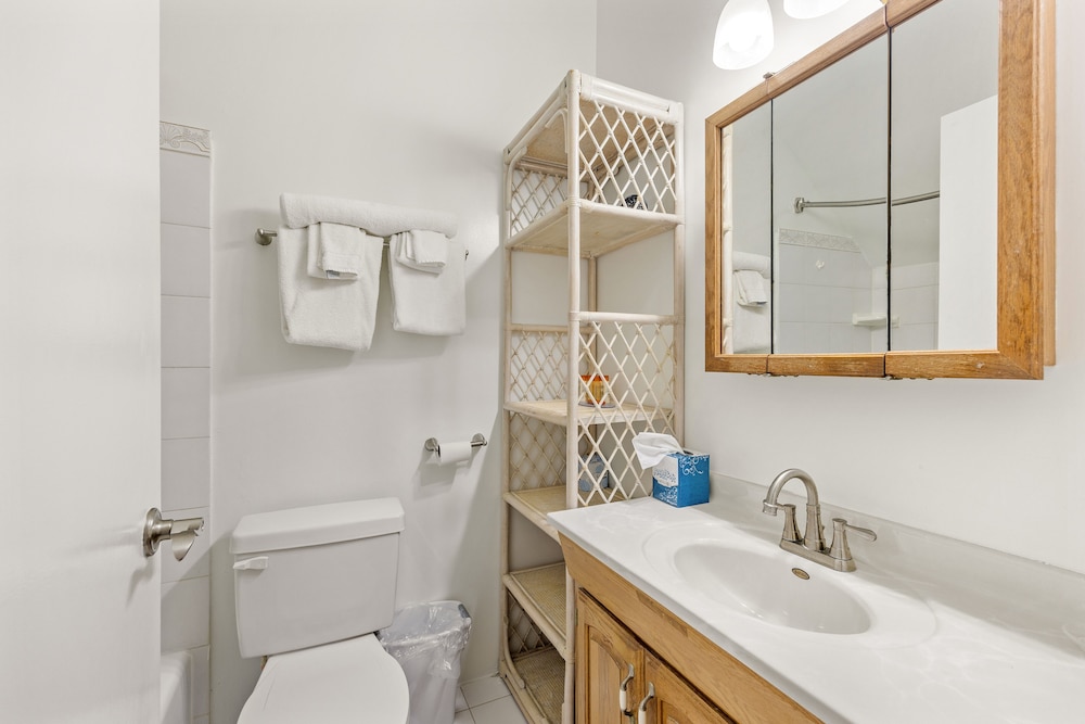 Coombs Inn and Suites - photo 35