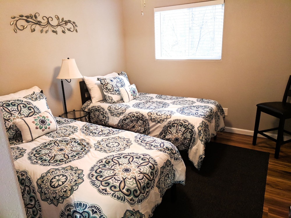 Lake Breeze Resort - photo 18