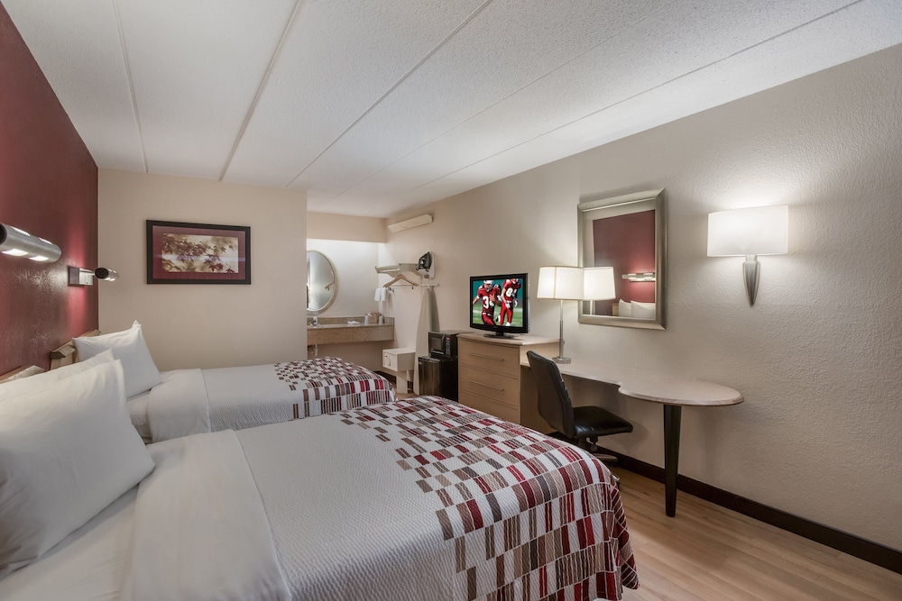 Red Roof Inn Philadelphia Trevose - photo 15