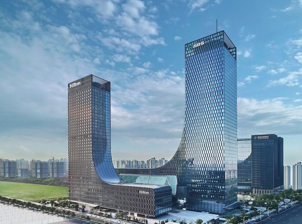 Hilton Suzhou — 4-Star Luxury Hotel in Suzhou, People's Republic of China