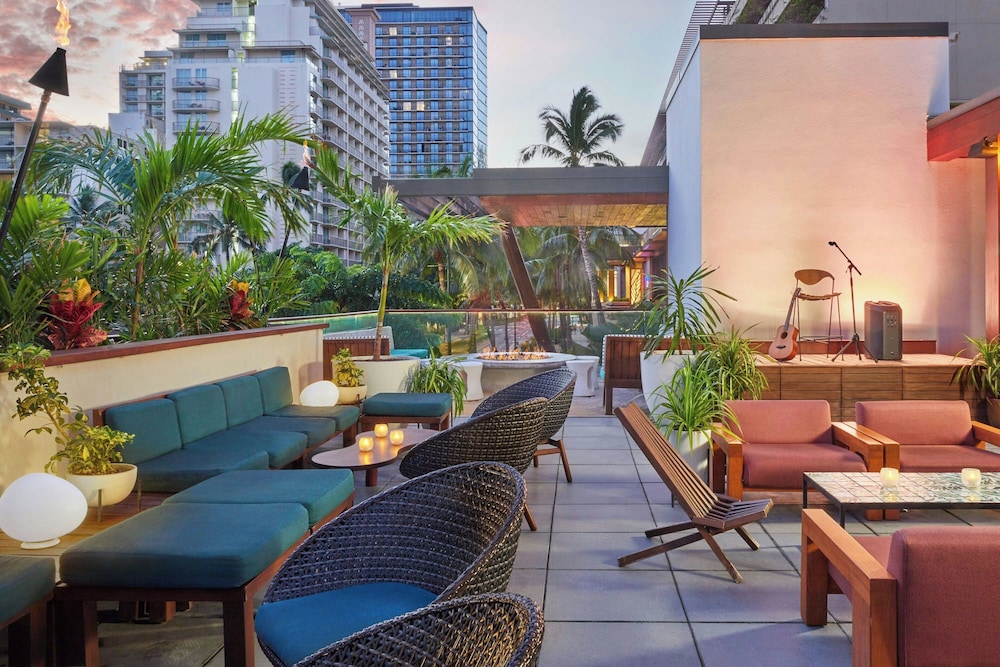 The Laylow Waikiki Autograph Collection - photo 76