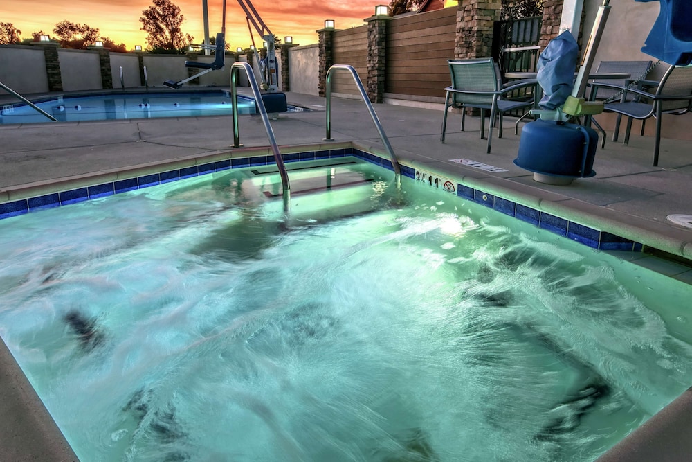 Hampton Inn Cardiff Beach Encinitas CA Near Del Mar - photo 18