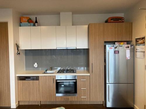 Beach Life — 4-Star Luxury Hotel in Aspendale, Australia