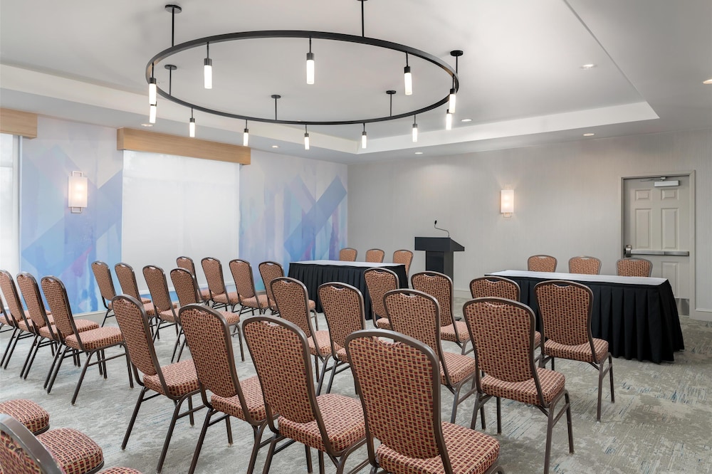 Hilton Garden Inn Dover - photo 33