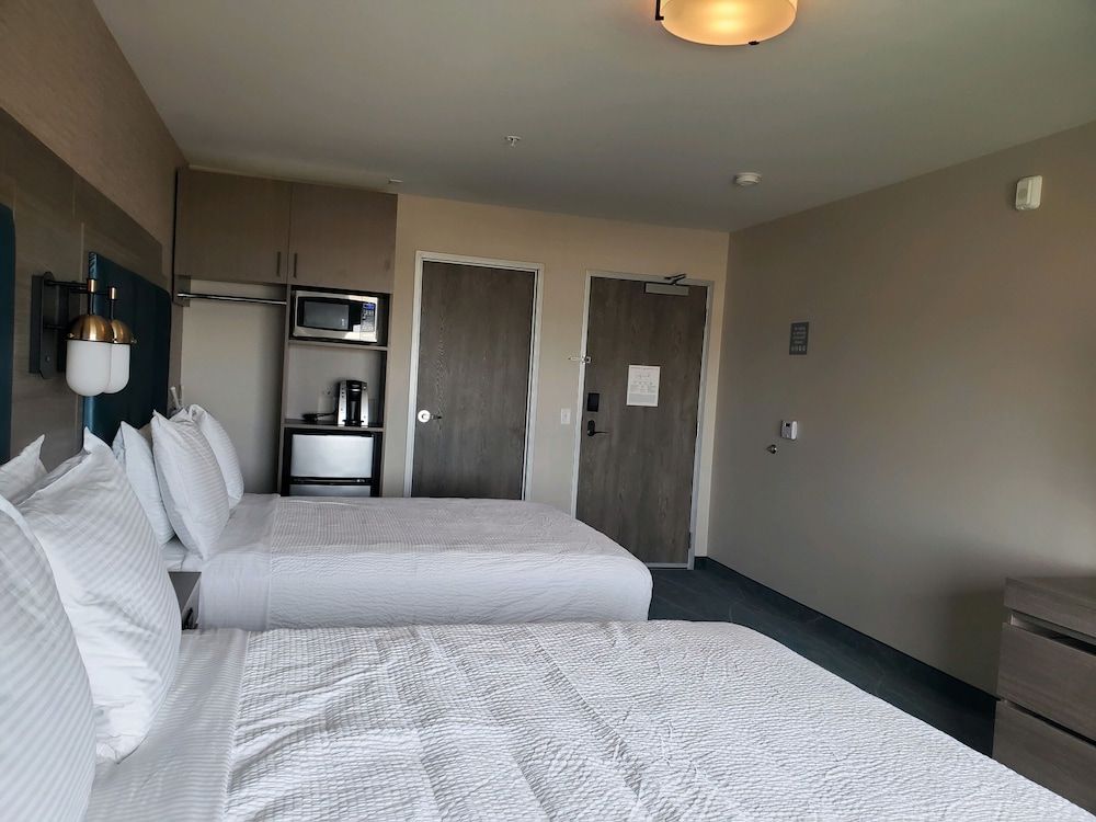Salish Inn - photo 16