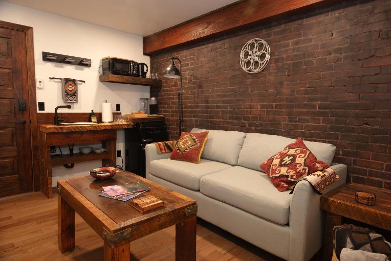 The Frenchman Suites - photo 44