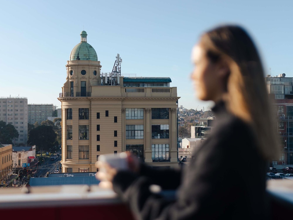 The Cullen Melbourne Art Series — 5-Star Luxury Hotel in Prahran, Australia