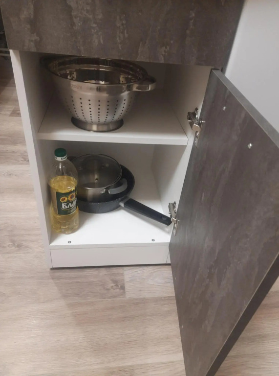 Apartment Posutochno In The 3rd Microdistrict 16 21513590 — Nyagan