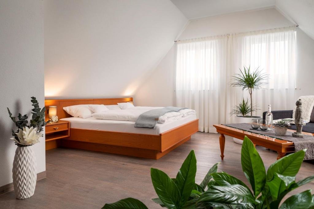 Hotel am Ludwigskanal — Wendelstein — photo 5