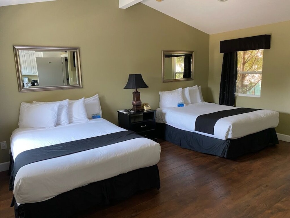 Sea Breeze Inn And Cottages - photo 27