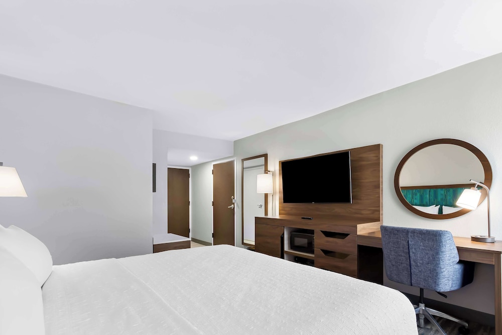 Hampton Inn Washington - photo 15