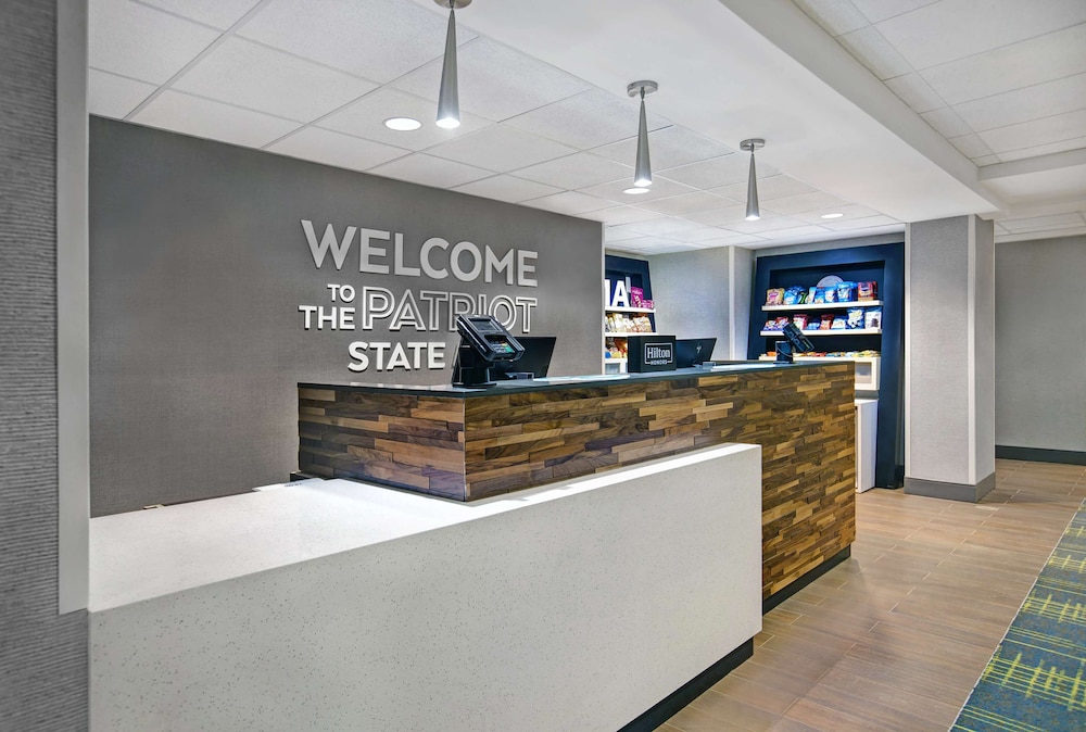 Hampton Inn Westfield - photo 4